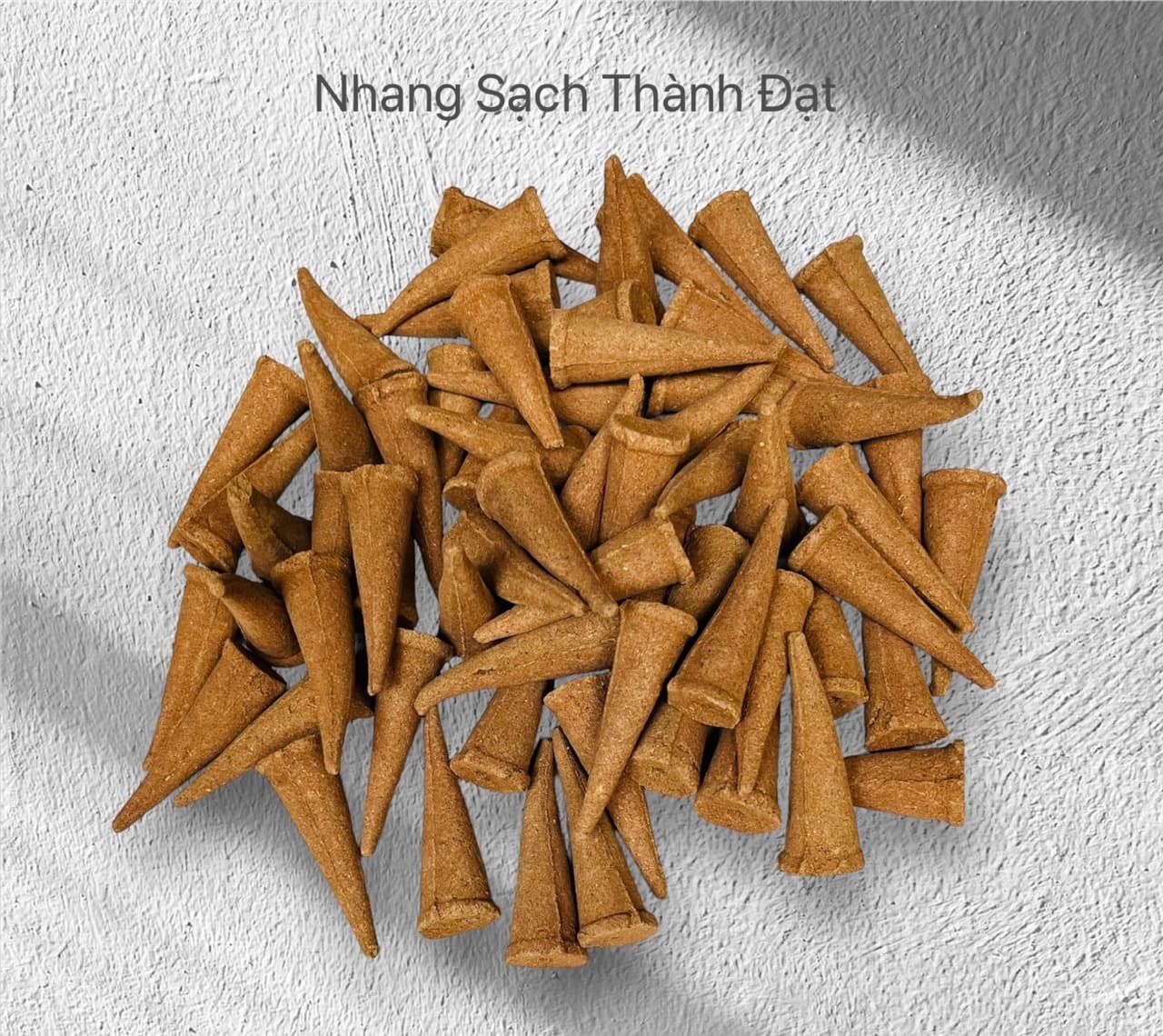 Nụ trầm bắc, ,hương thơm rõ mùi thảo mộc thư giản,1 hộp 45-48 viên