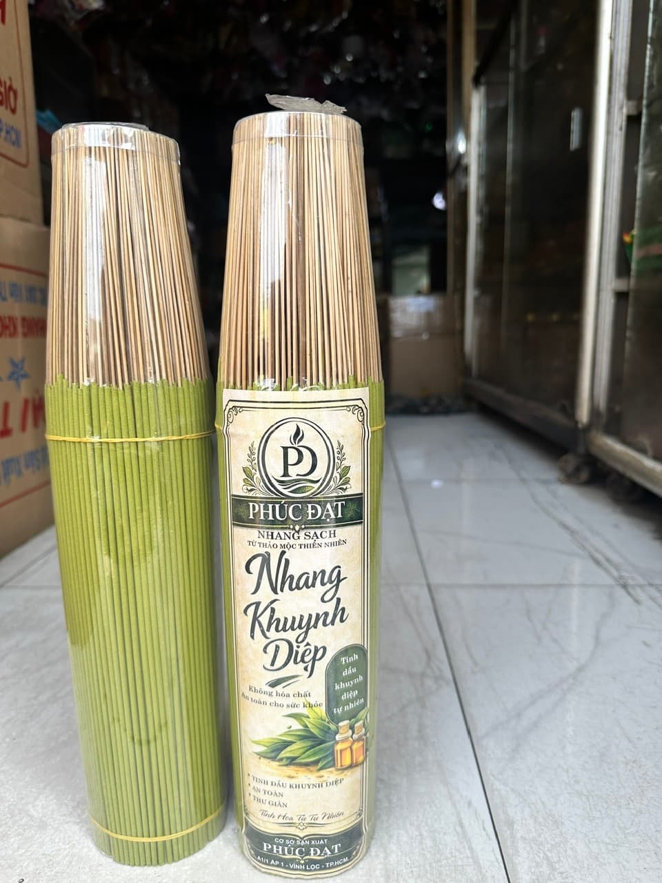 1kg Nhang khuynh diệp., mùi thơm dịu nhẹ, ít tàn ít khói, không hóa chất độc hại