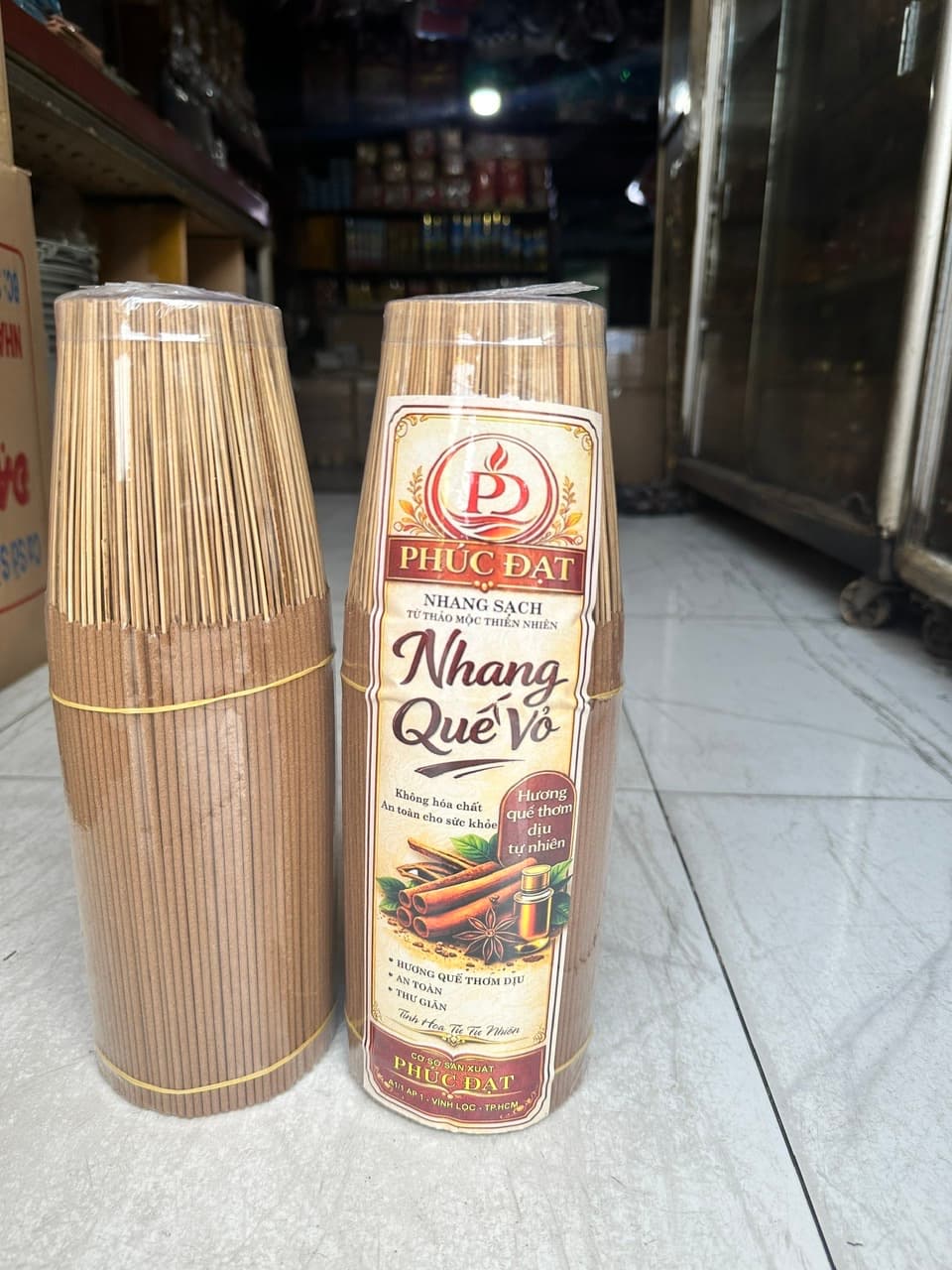 nhang quế vỏ, hương thơm đặc biệt, ít tàn ít khói, không hóa chất độc hại.